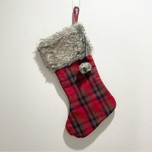 ST NICK’S CHOICE Christmas Holiday Stocking Faux Fur Red Black Plaid Flannel